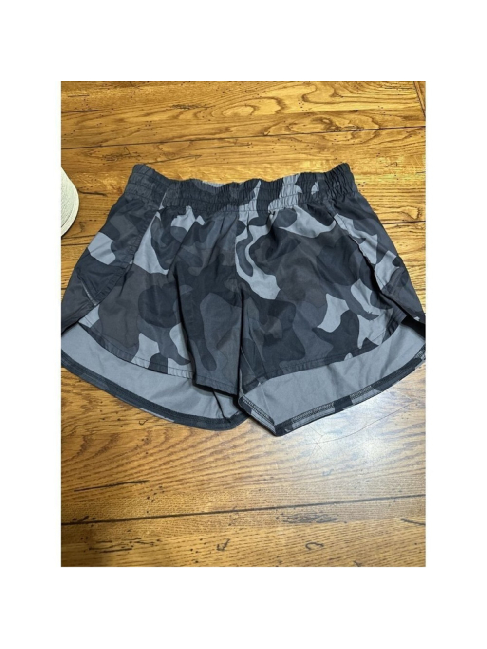 Athleta Shorts womens S Black Camo Racer Run Shortie Running Shorts Workout M1